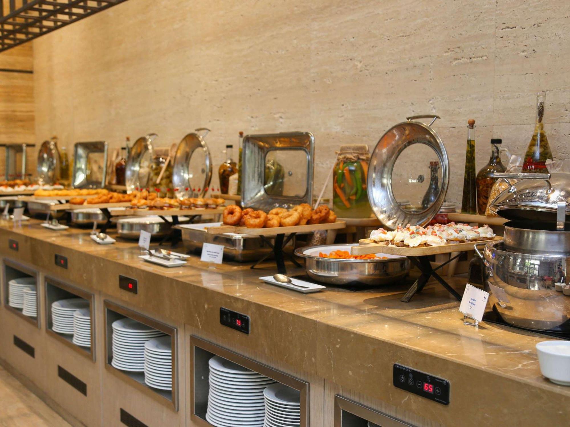 Novotel Tunis Lac Esterno foto