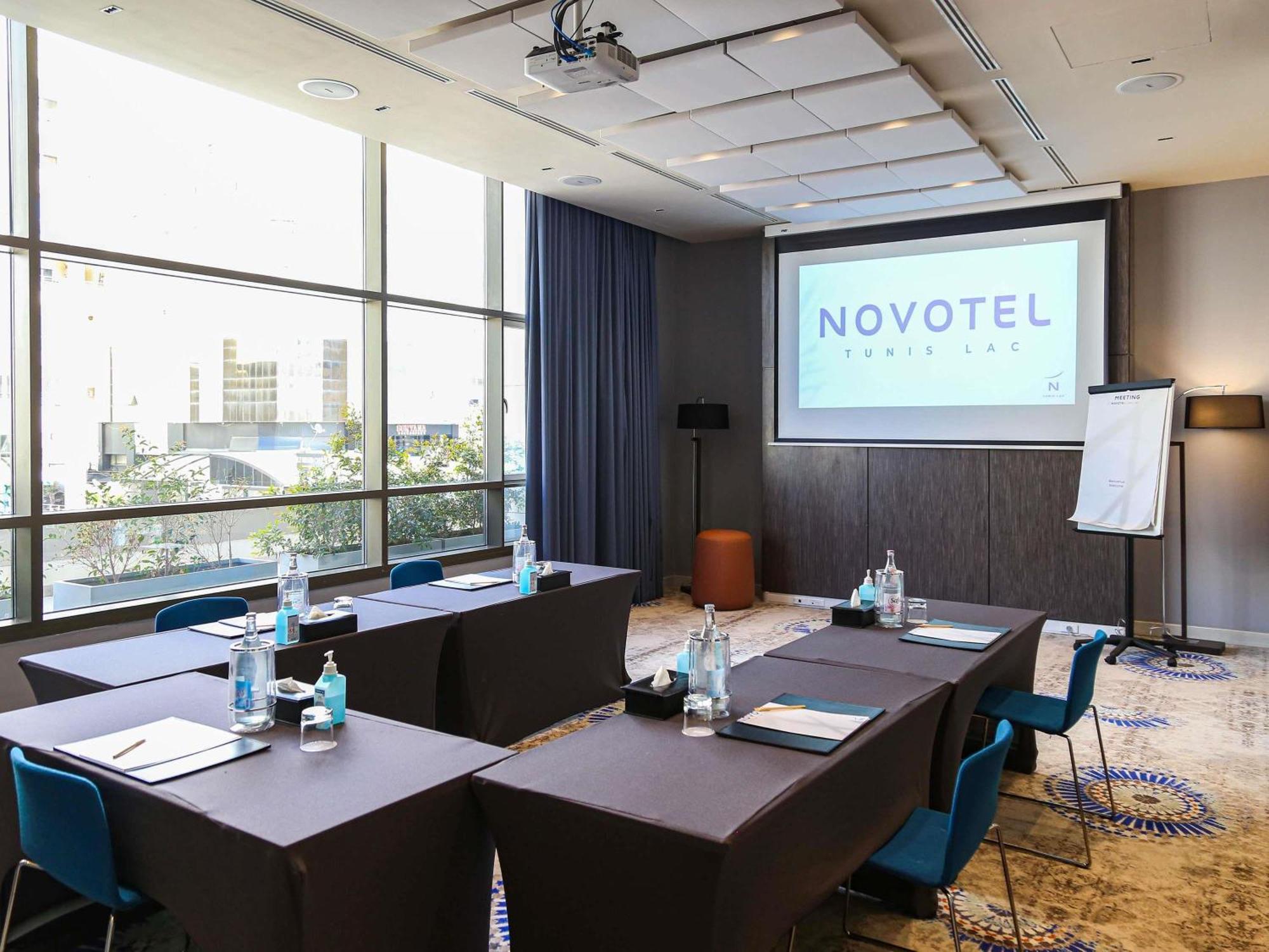 Novotel Tunis Lac Esterno foto